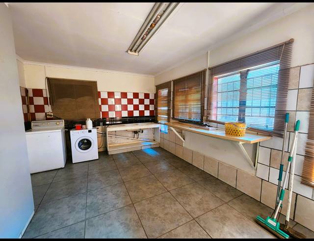3 BEDROOM HOUSE FOR SALE IN THREE RIVERS